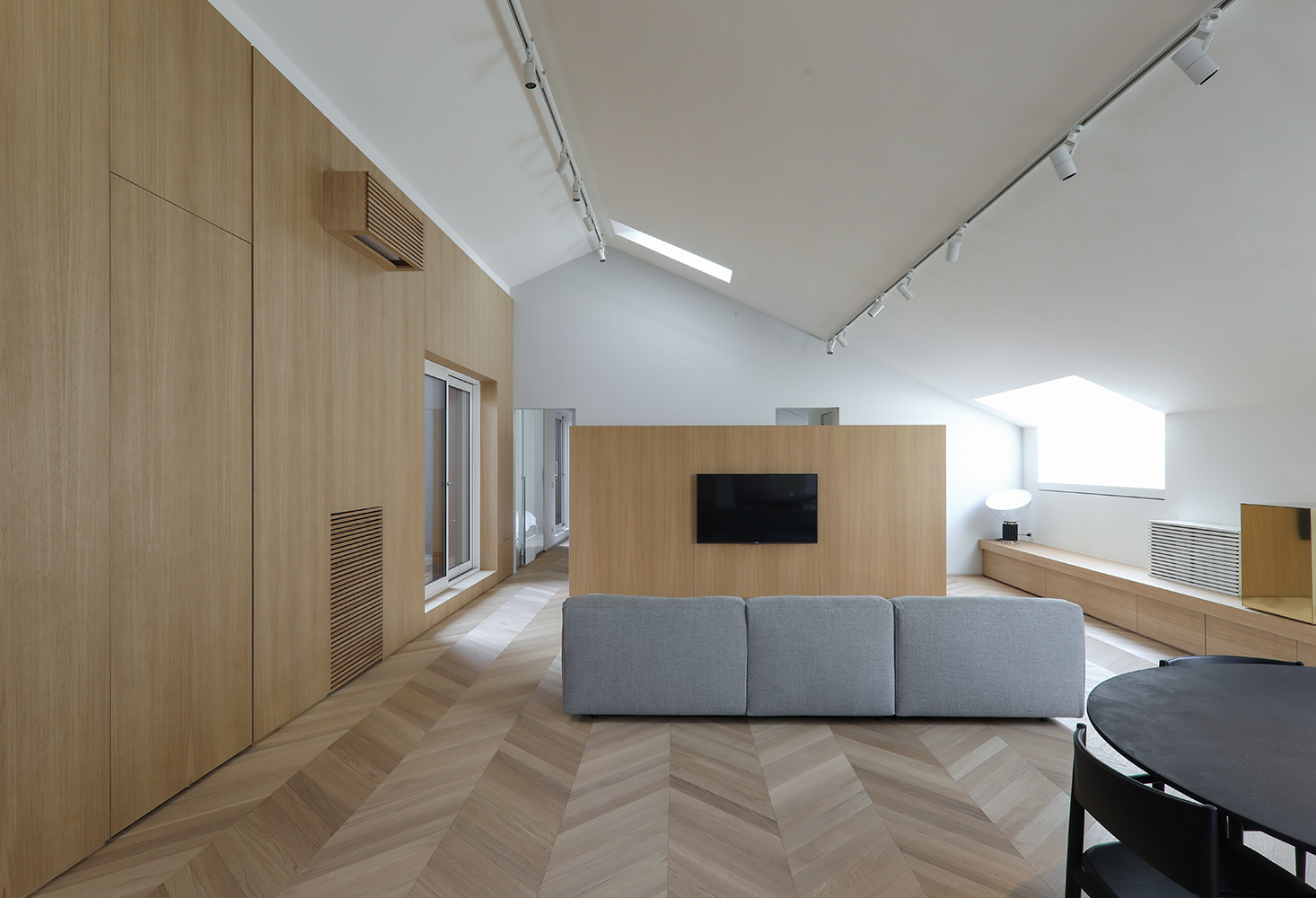 parquet Spina ungherese 45°, European Oak Select, brushed oiled bianco 099