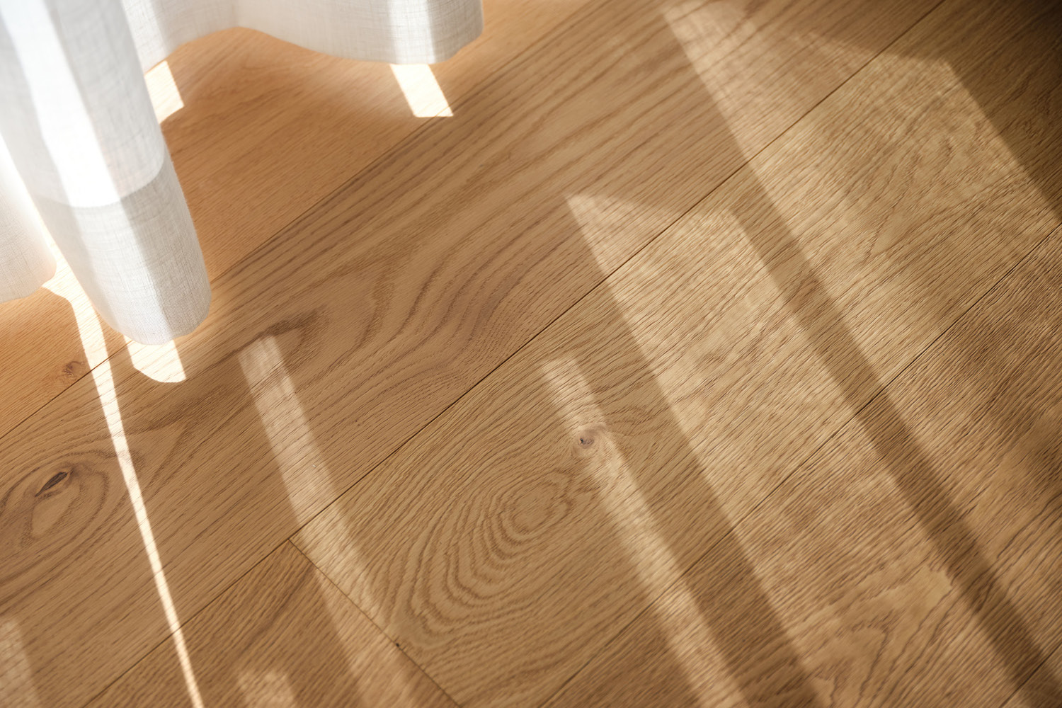Antico Asolo 3 layers Collection, Natura, European Oak Select, brushed varnished.